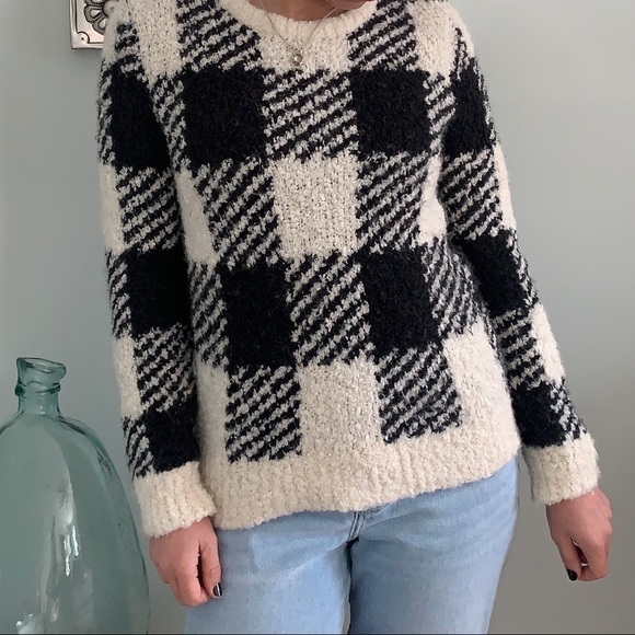 J Crew Buffalo Plaid Boucle Sweater - Picture 3 of 10